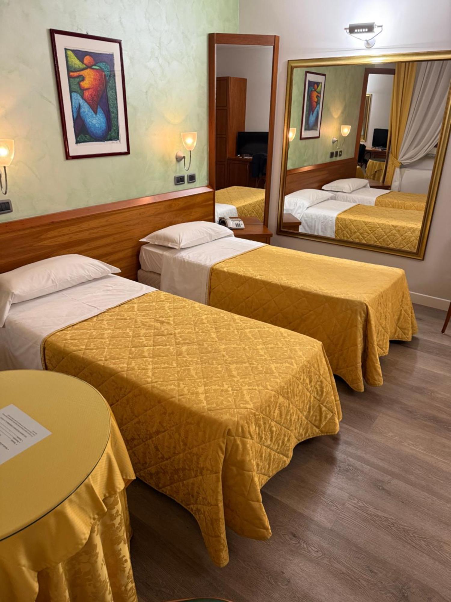 Hotel Motel Sporting Montodine Extérieur photo