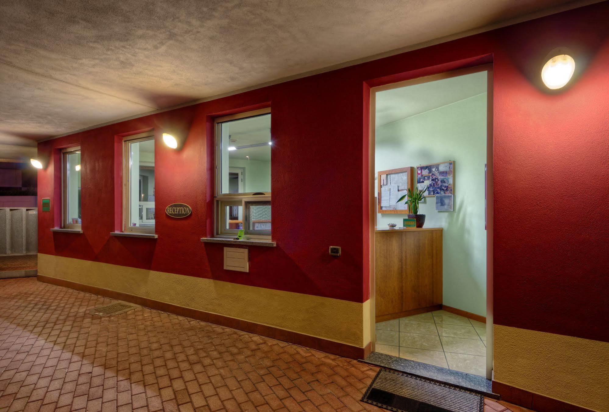 Hotel Motel Sporting Montodine Extérieur photo